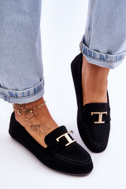 Mocassins slip-on clássicos em preto Carly