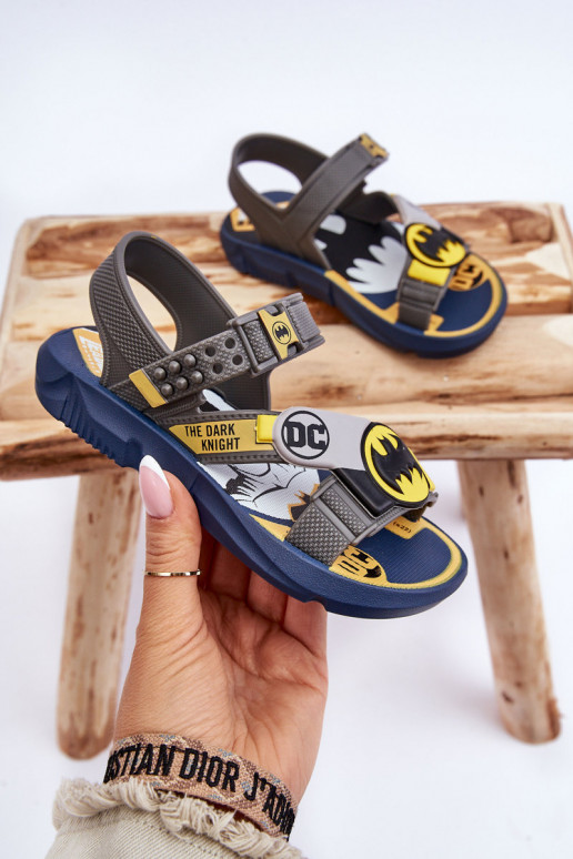Sandálias infantis Batman Grendene Kids JJ385049 cor cinza