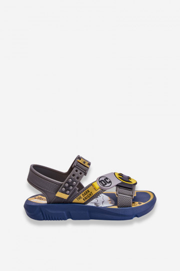 Sandálias infantis Batman Grendene Kids JJ385049 cor cinza 2