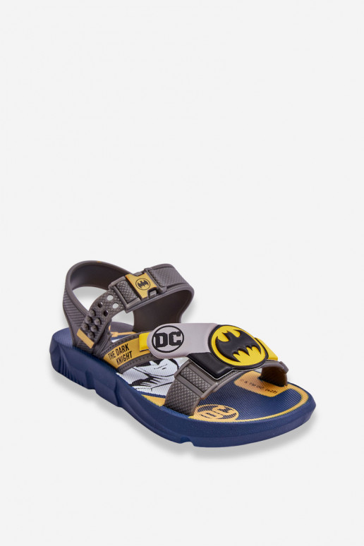 Sandálias infantis Batman Grendene Kids JJ385049 cor cinza