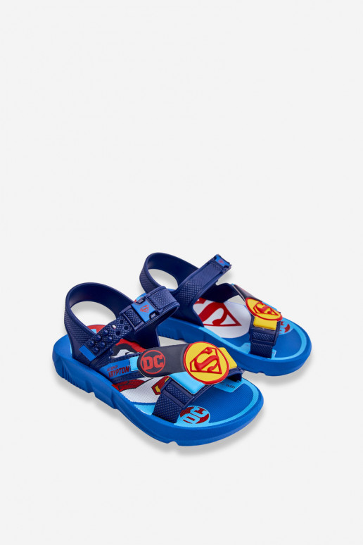 Sandálias infantis Superman Grendene Kids JJ385050 cor azul