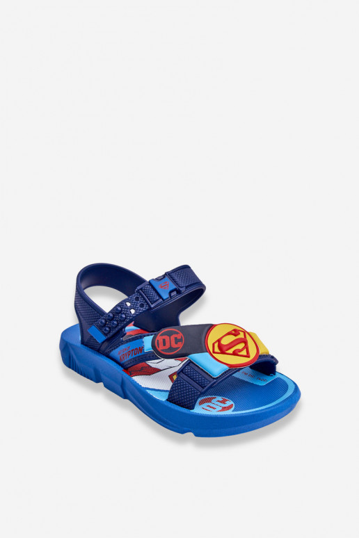 Sandálias infantis Superman Grendene Kids JJ385050 cor azul