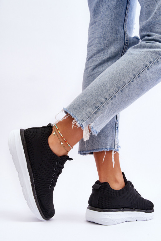 Calçado desportivo com atacadores na cor preta Lavarone Calçado desportivo com atacadores na cor preta Lavarone