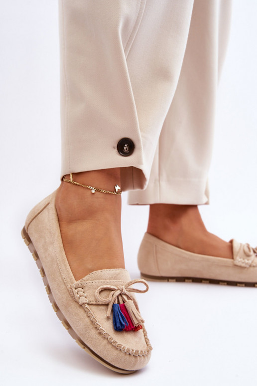 Mocassins de camurça com borlas em Dorine bege