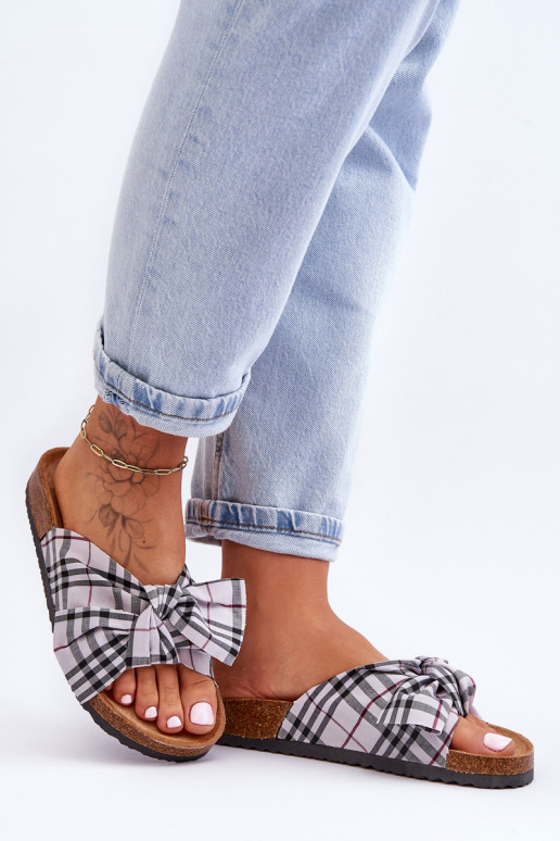 Chinelos com fitas com plataforma em cinza Vero Chinelos com fitas com plataforma em cinza Vero