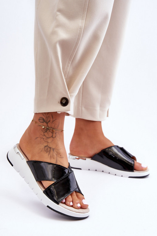 com efeito laca Chinelos S.Barski AL22469 cor preta com efeito laca Chinelos S.Barski AL22469 cor preta