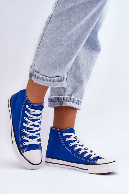 Tênis modelo clássico na cor azul Remos