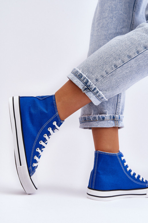 Tênis modelo clássico na cor azul Remos