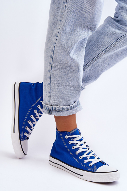 Tênis modelo clássico na cor azul Remos