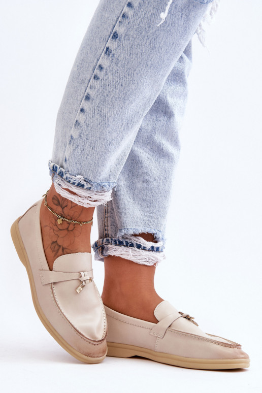 Mocassins femininos modelo clássico bege Cortez