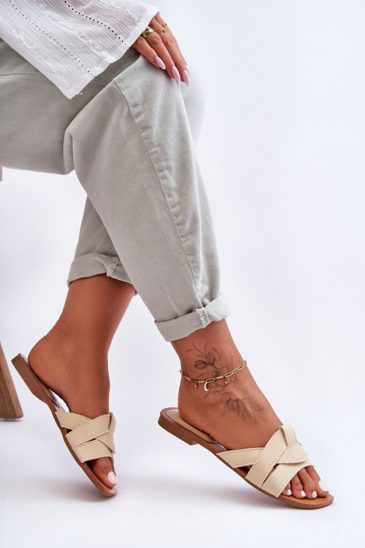 Chinelos bege Aversa