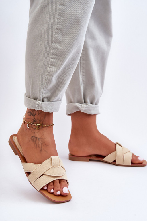 Chinelos bege Aversa