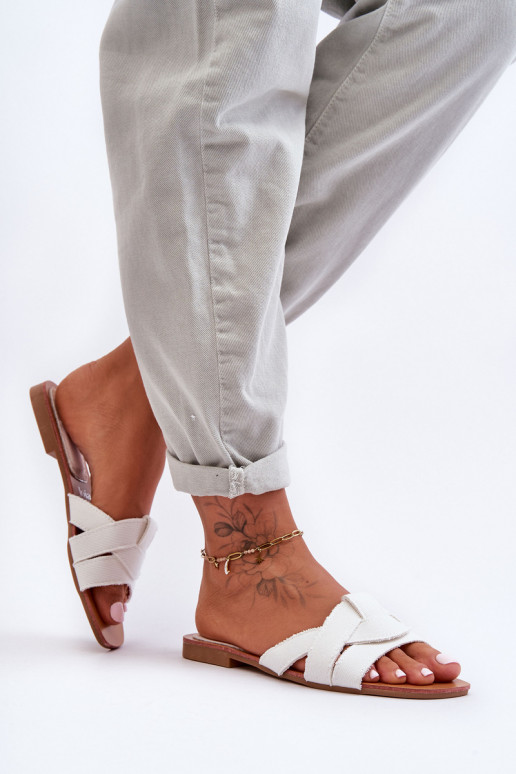 Chinelos cor branca Aversa Chinelos cor branca Aversa