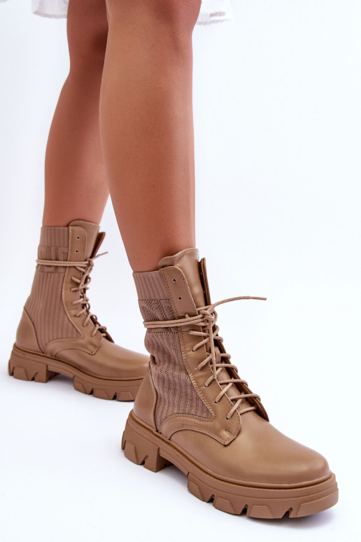 botins com atacadores bege Marlissa