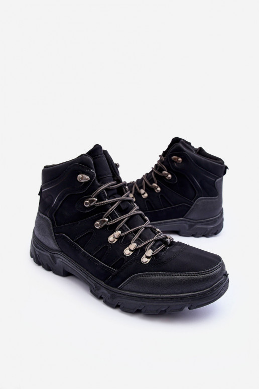 botas de caminhada são aquecidas em Cowder preto