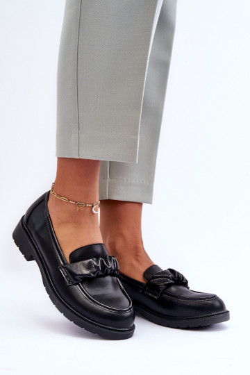Sapatos mocassim com salto largo preto S.Barski HY335