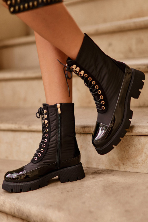 botas aquecidas com salto largo na cor preta Saranema