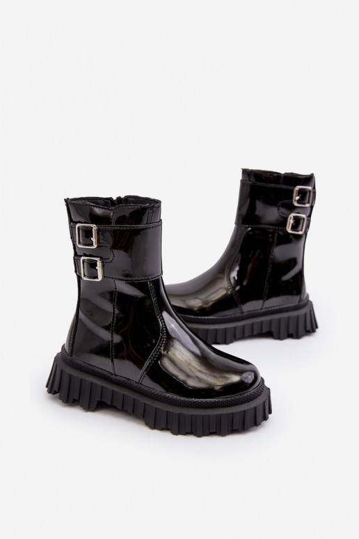 Botas infantis com efeito laca com fivelas na cor preta Chloraia