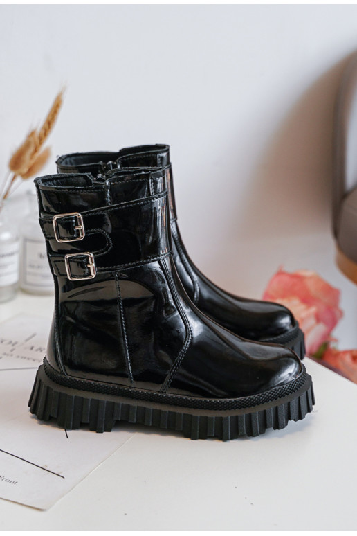 Botas infantis com efeito laca com fivelas na cor preta Chloraia