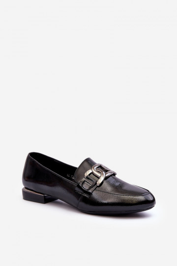 mocassins femininos com efeito laca com enfeites em preto Camilena