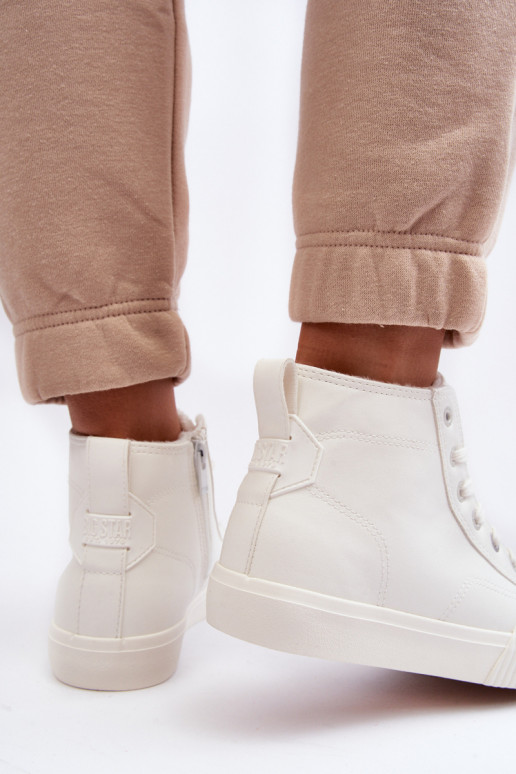 Sapatos de lazer aquecidos com zíper na cor branca Big Star MM274017