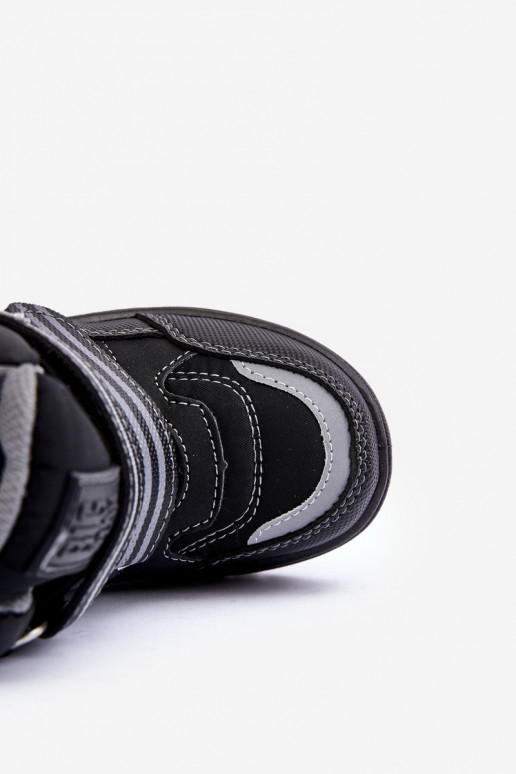 Botas de neve aquecidas infantis com fechos adesivos pretas Big Star MM374129 Botas de neve aquecidas infantis com fechos adesivos pretas Big Star MM374129