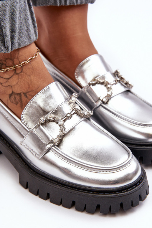 sapatos com salto largo na cor prata Lemmitty sapatos com salto largo na cor prata Lemmitty