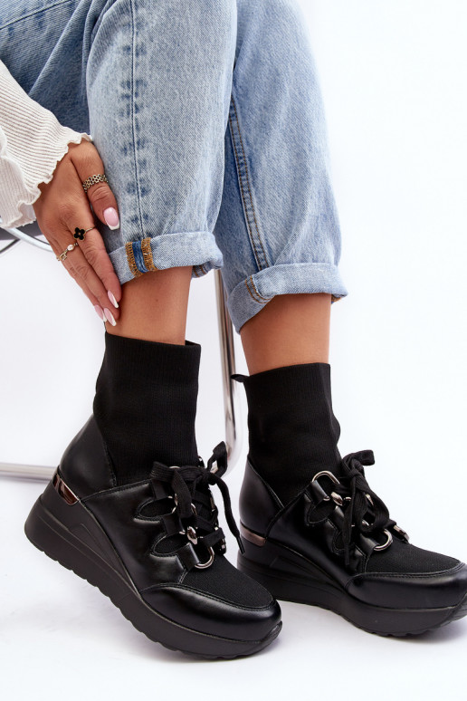 Botas com sola tipo meia na cor preta Helladina