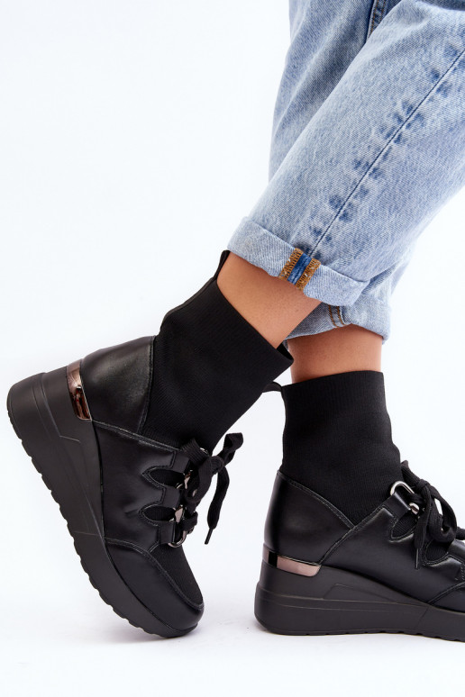 Botas com sola tipo meia na cor preta Helladina