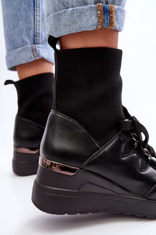 Botas com sola tipo meia na cor preta Helladina