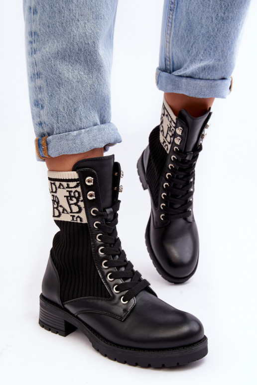 botas com sola tipo meia na cor preta Hakina