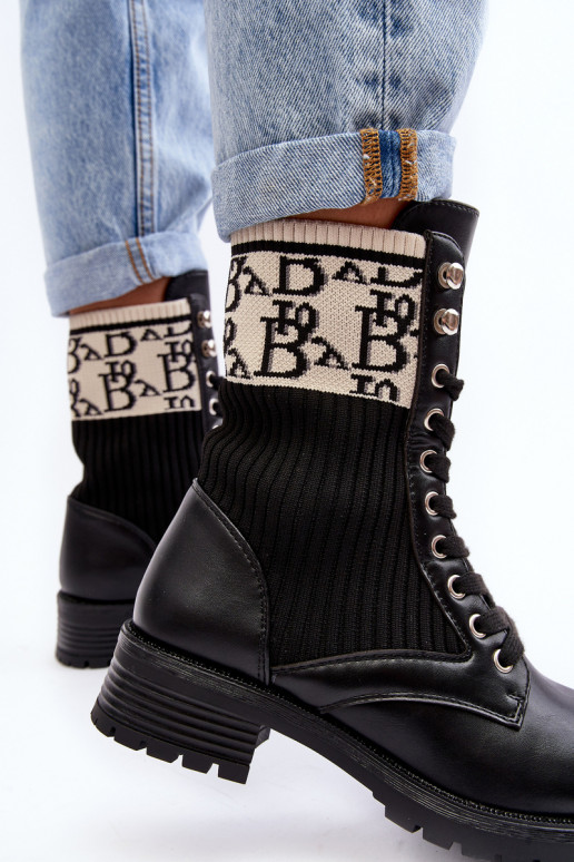 botas com sola tipo meia na cor preta Hakina