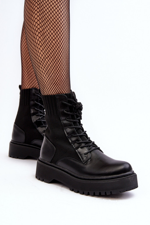 Botas com sola tipo meia com atacadores na cor preta Dedinva