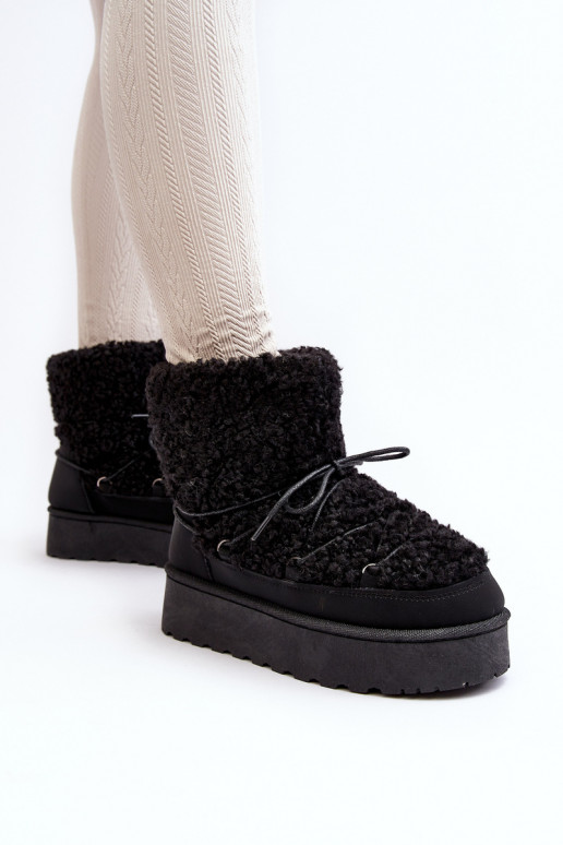Botas de inverno com atacadores e sola maciça na cor preta Loso Botas de inverno com atacadores e sola maciça na cor preta Loso