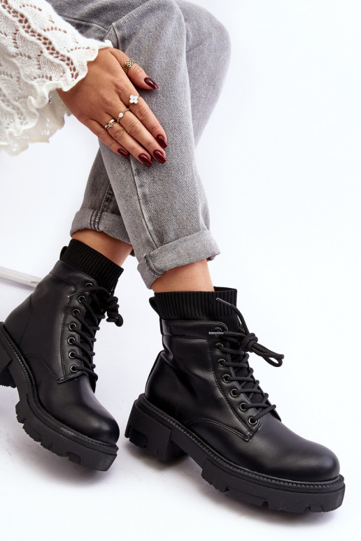 sapatos Botas femininas com sola tipo meia na cor preta Rivella