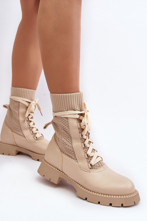 Botins Gentiana marfim com atacadores