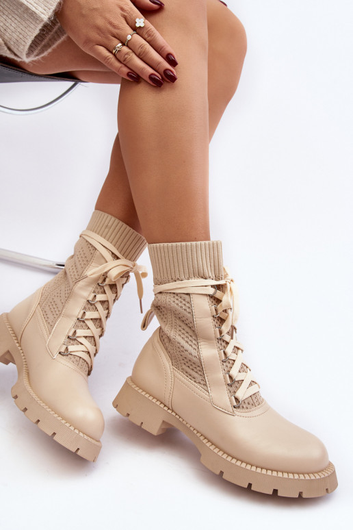 Botins Gentiana marfim com atacadores