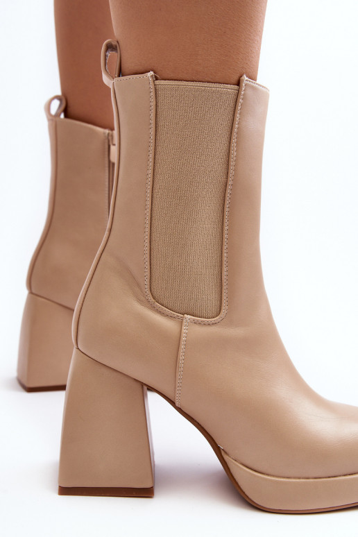 Botas femininas plataforma na cor bege Stelares