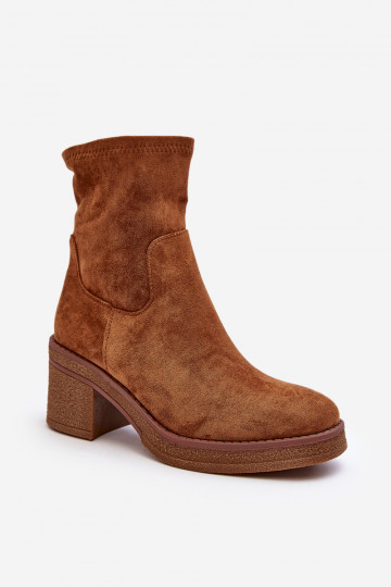 Botas com salto alto marrom Argastis