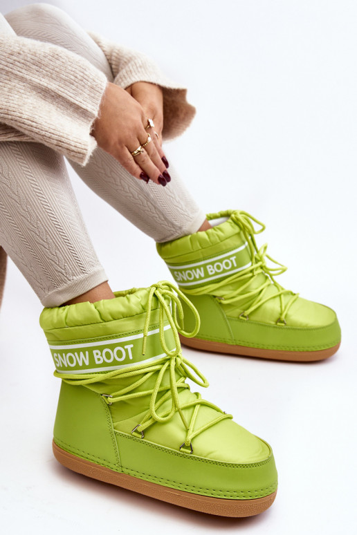 Botas de inverno com atacadores na cor verde Soia