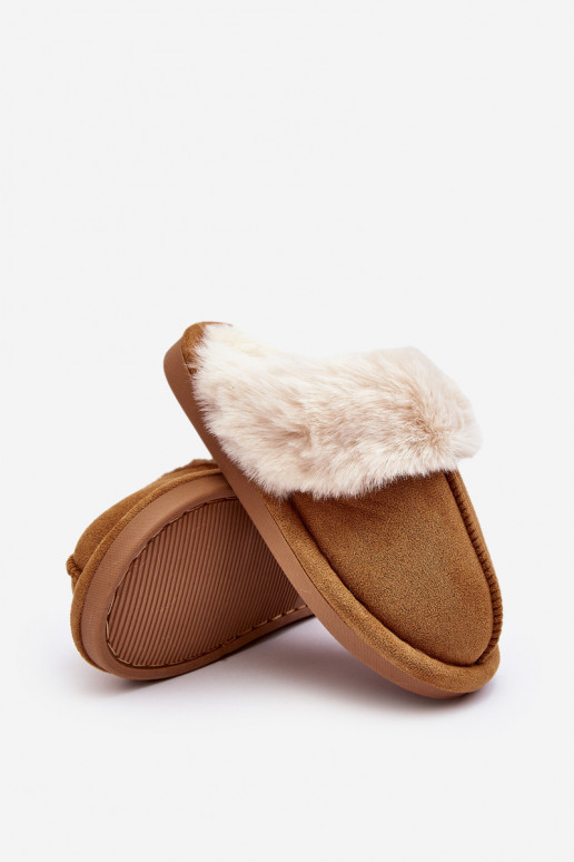 Chinelos infantis com pêlo na cor marrom Befana Chinelos infantis com pêlo na cor marrom Befana