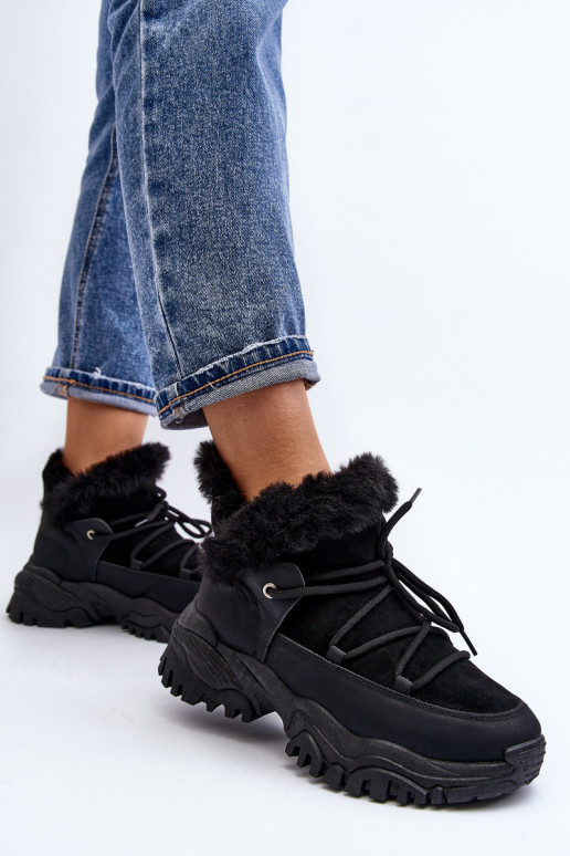 Botas femininas com pelo na cor preta Cresandi