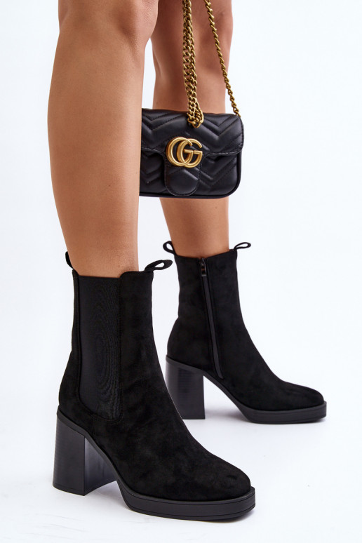 Botas femininas com salto largo na cor preta Piovere preto Botas femininas com salto largo na cor preta Piovere preto