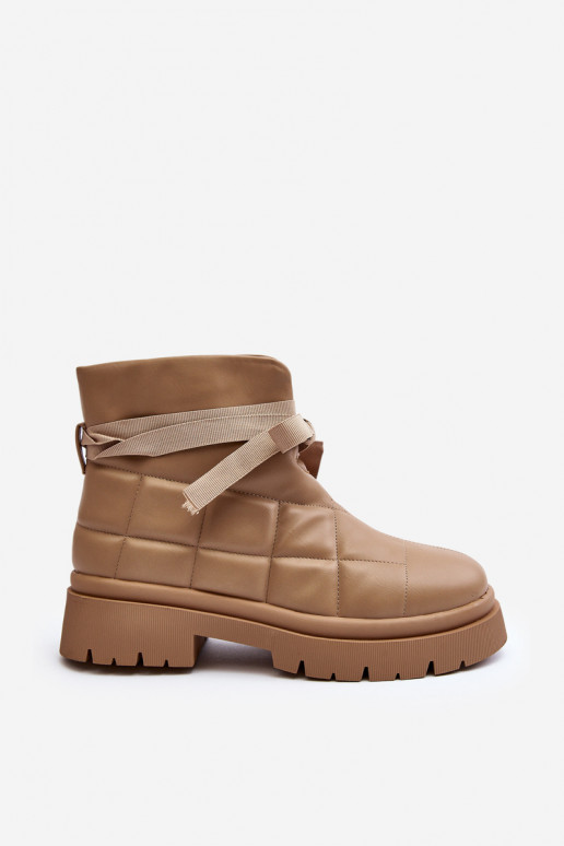 Botas com motivos acolchoados na cor cáqui Bizzanti Botas com motivos acolchoados na cor cáqui Bizzanti