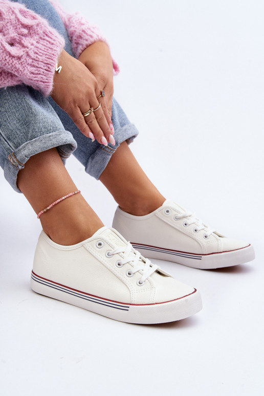 Sapatos femininos confeccionados em couro ecológico na cor branca Lirean