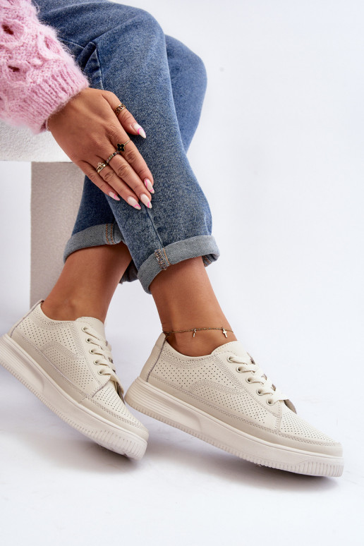 calçados esportivos tênis modelo sapatos cor branca Failla