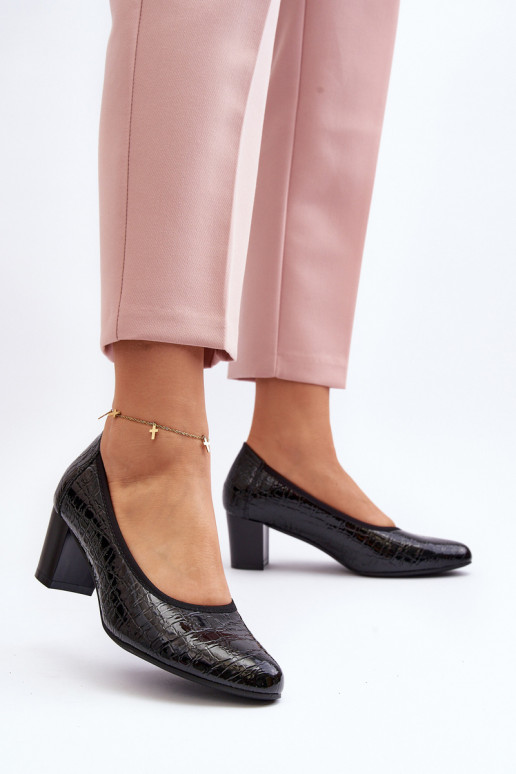 com efeito laca Sapatos com impressão cor preta Cynania com efeito laca Sapatos com impressão cor preta Cynania