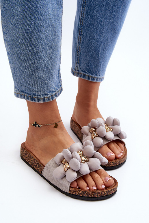 Chinelos femininos com lindos detalhes na cor cinza Bunlia