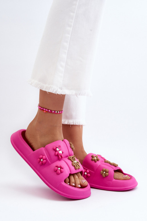 Chinelos Cambrina rosa claro com lindos detalhes