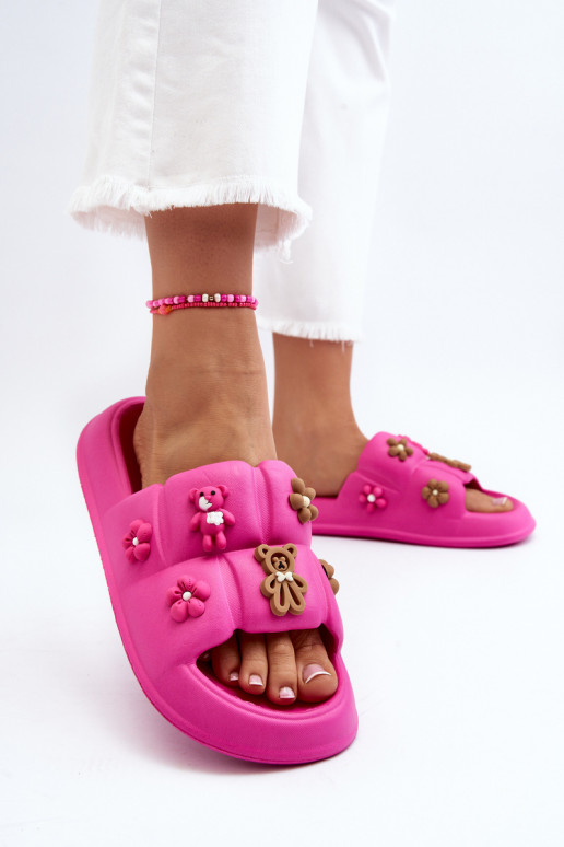 Chinelos Cambrina rosa claro com lindos detalhes